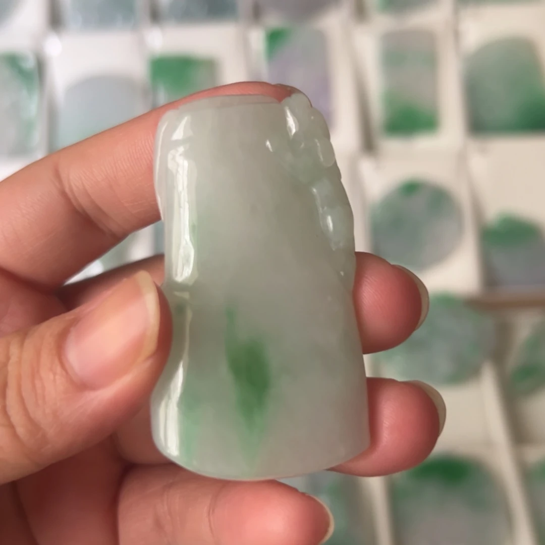 颈饰未镶嵌翡翠竹节