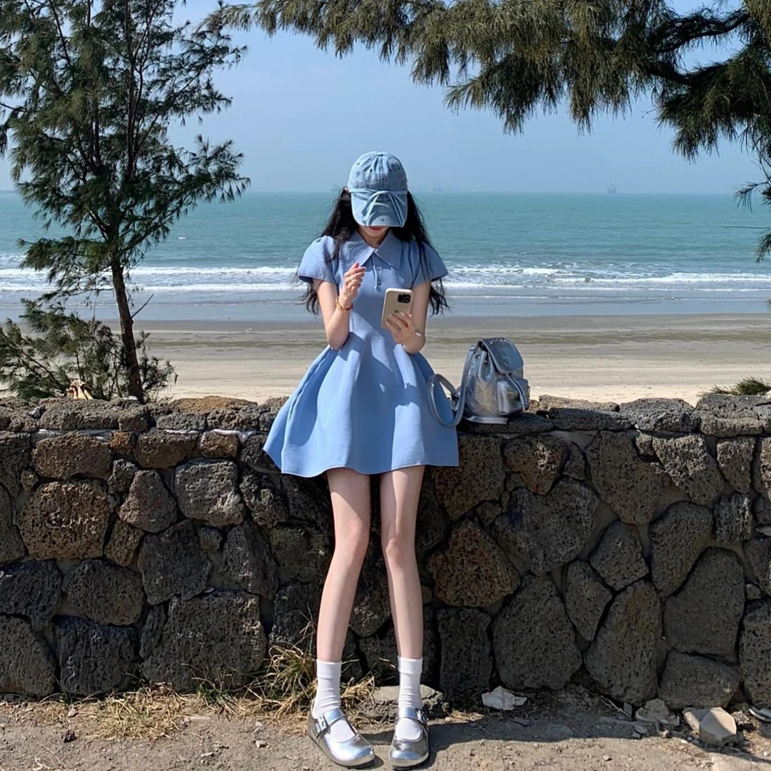蓝色polo领连衣裙女2025新款夏季法式收腰显瘦气质a字蓬蓬短裙子