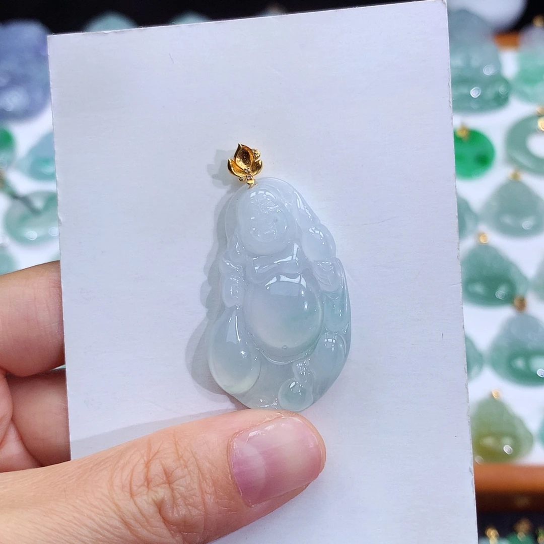 翡翠18K金镶嵌颈饰翡翠吊坠