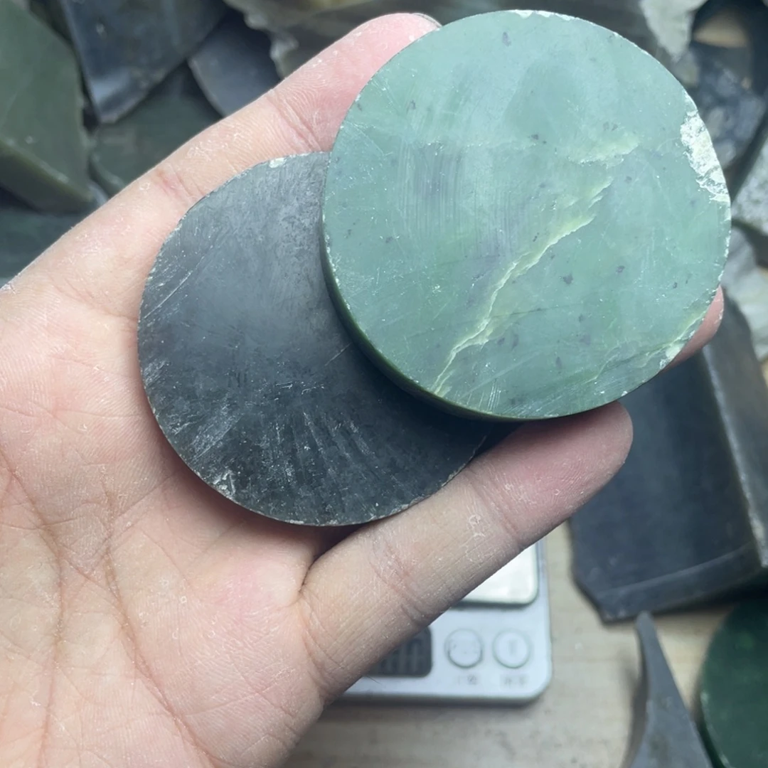和田玉未镶嵌珠宝半成品