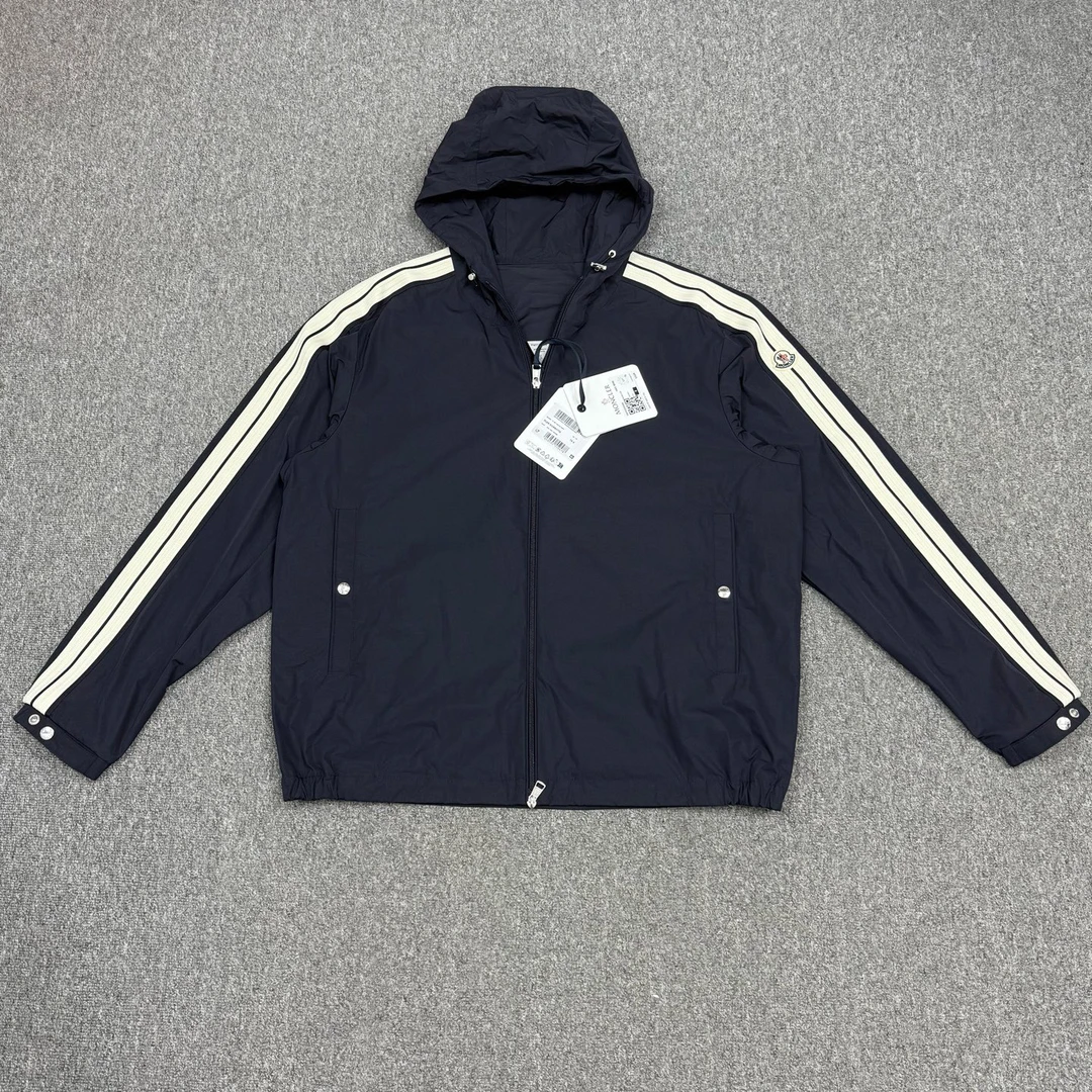 未使用 MONCLER 16710396 24新款Olan藏蓝色连帽夹克外套 4码