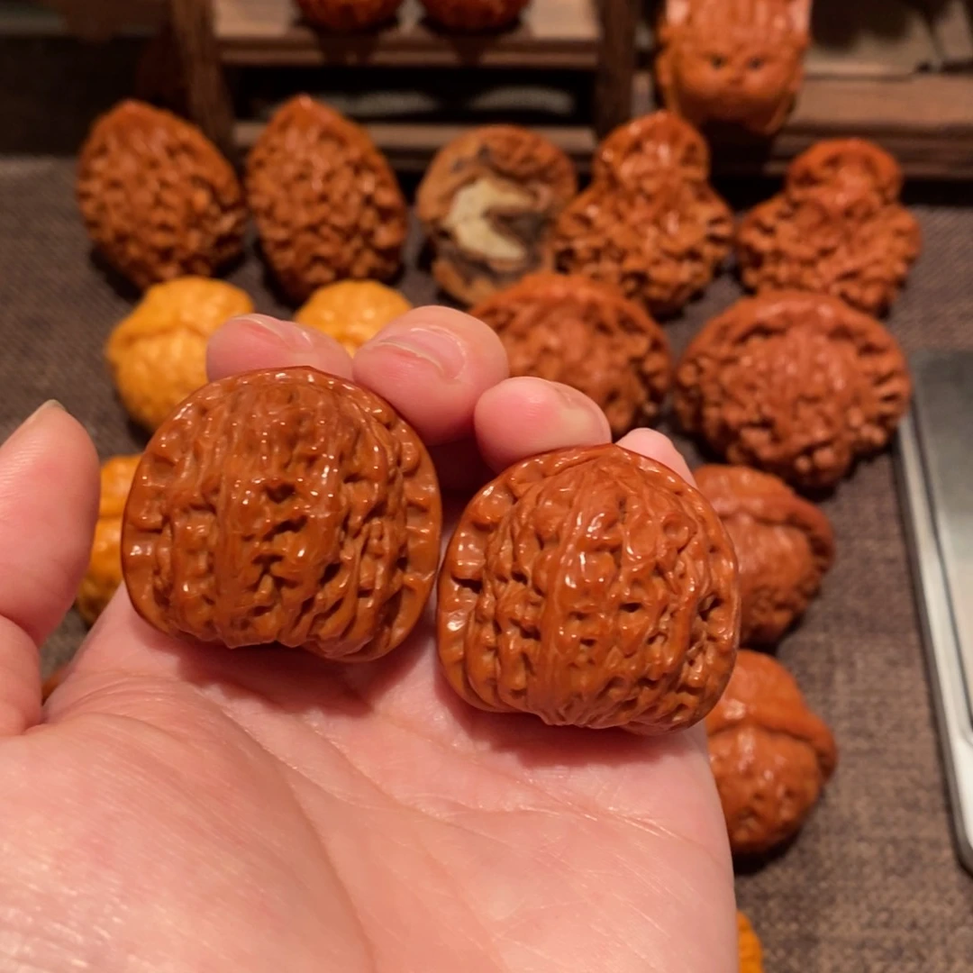 文玩核桃吊坠33白狮子526