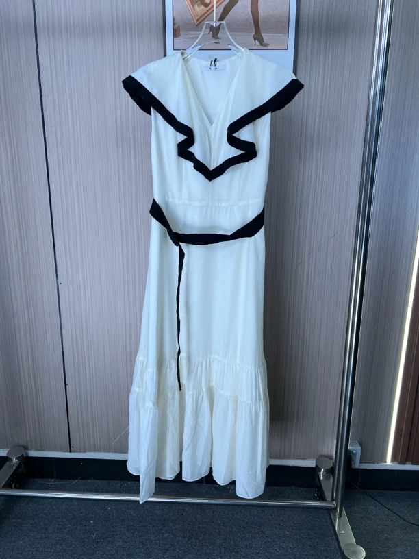 8891品牌撤柜女装FG时尚设计款无袖气质连衣裙