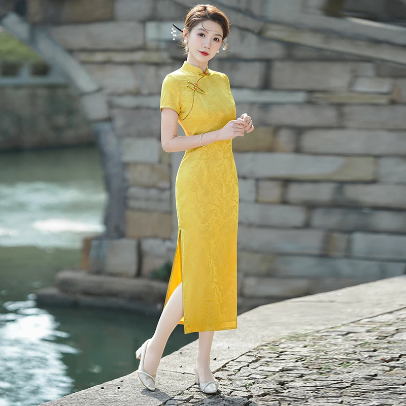 黄色旗袍旗开得胜夏高考送考适合妈妈穿的年轻款2025新款夏季中考