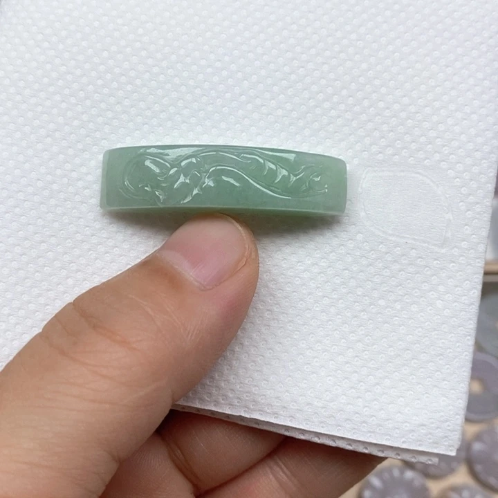 颈饰未镶嵌翡翠天然缅甸翡翠