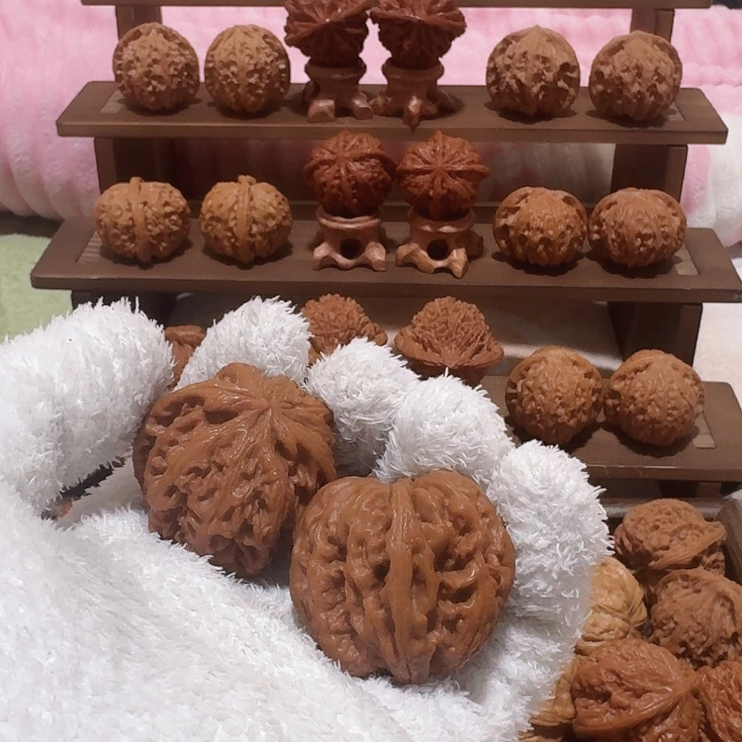 蓝***鲸文玩核桃吊坠粗筋