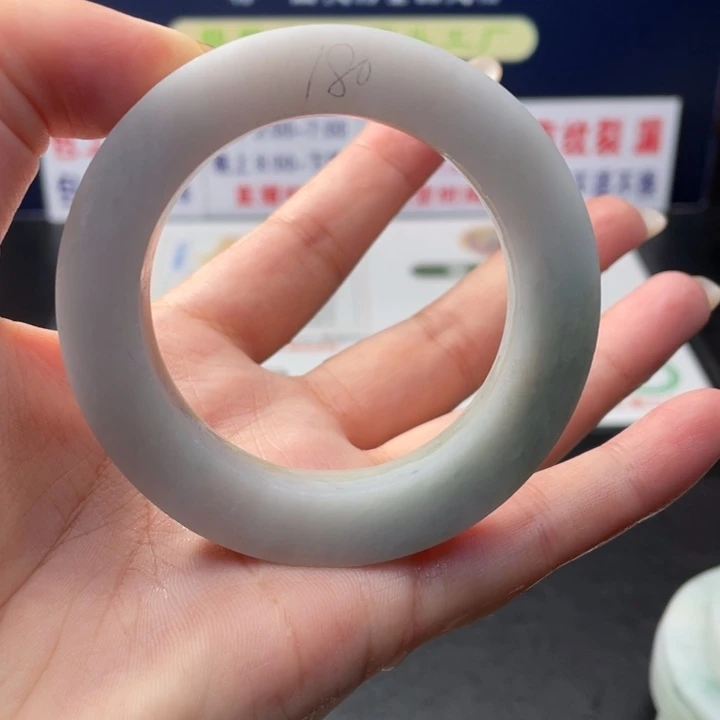 【闪购商品】未镶嵌翡翠定制翡翠
