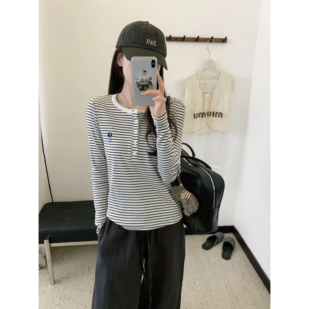 韩版圆领系扣百搭条纹打底衫930
