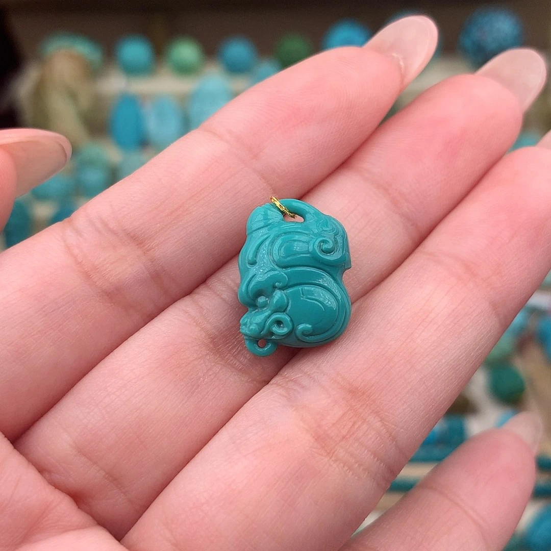 未镶嵌绿松石珠宝奇石