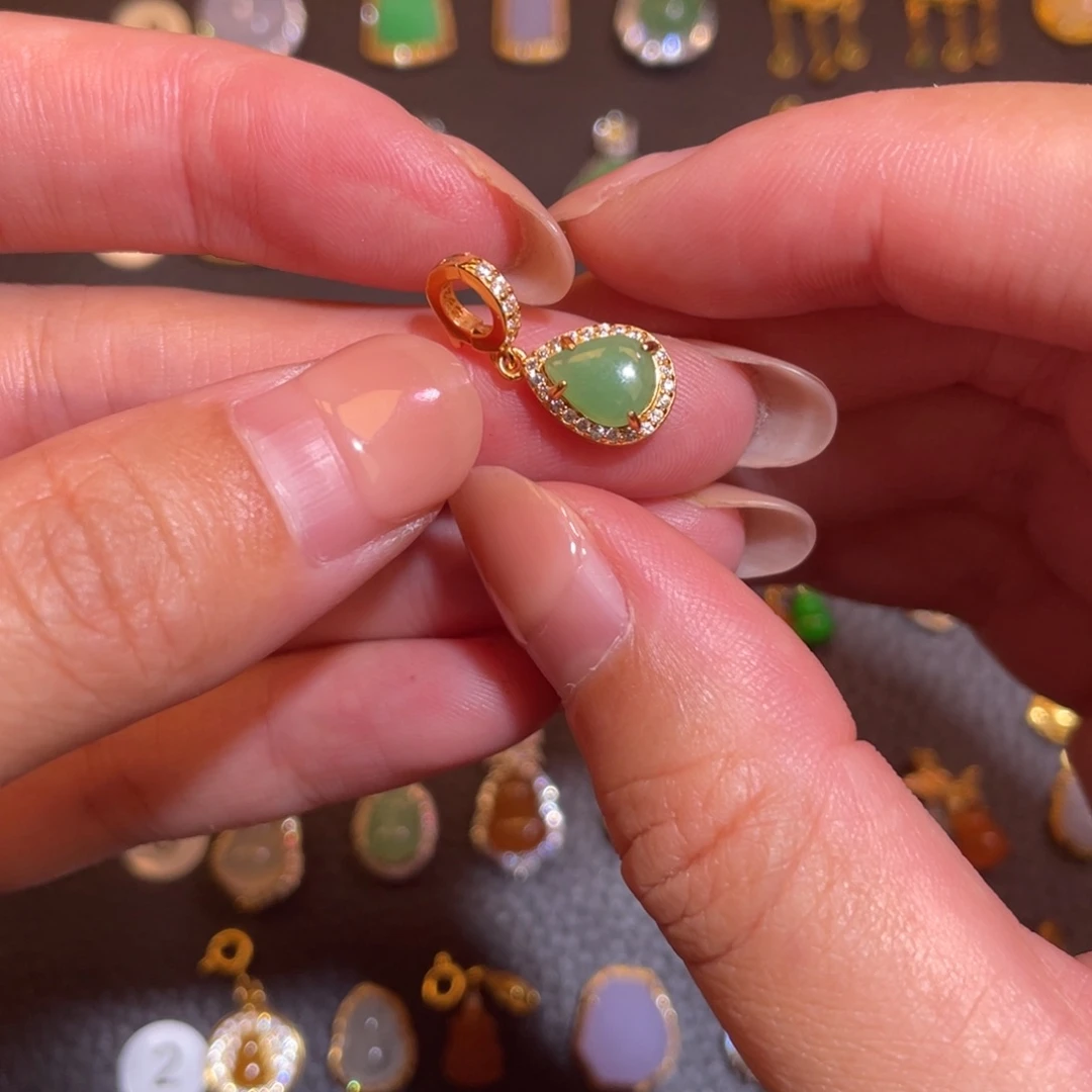 翡翠银S925镶嵌颈饰