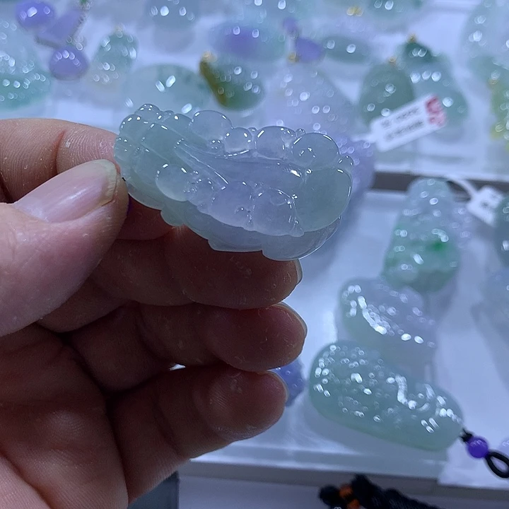 翡翠未镶嵌颈饰天然翡翠A货吊坠