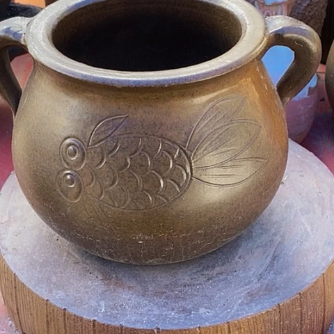 紫砂花盆口16高度15大小有误差