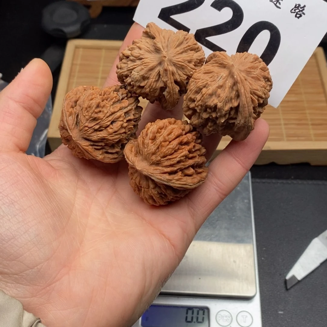 文玩核桃吊坠40汉高楼