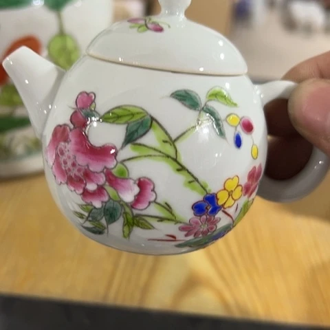 一哈来不去我给他们买票回去