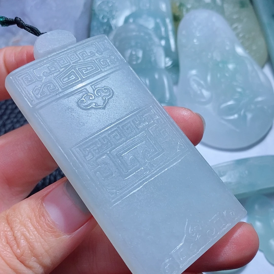 定制翡翠未镶嵌毛货付款后确认抛光