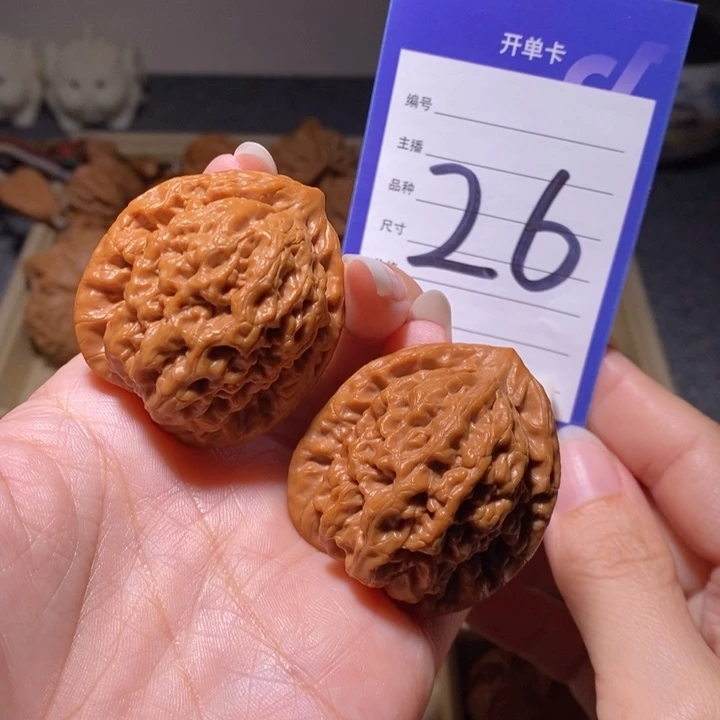 文玩核桃把件金公子