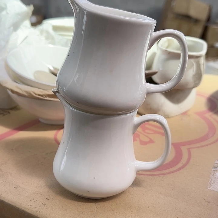 国营尾货骨瓷奶杯一对