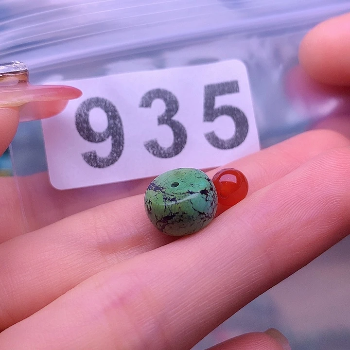 南红玛瑙未镶嵌珠宝奇石