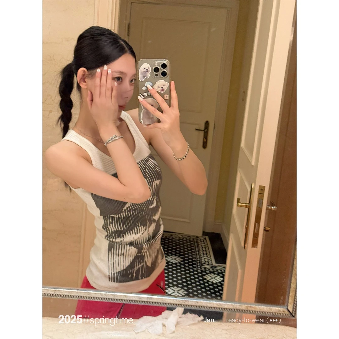 美式复古针织背心女夏季创意印花辣妹外穿无袖吊带小众设计感上衣