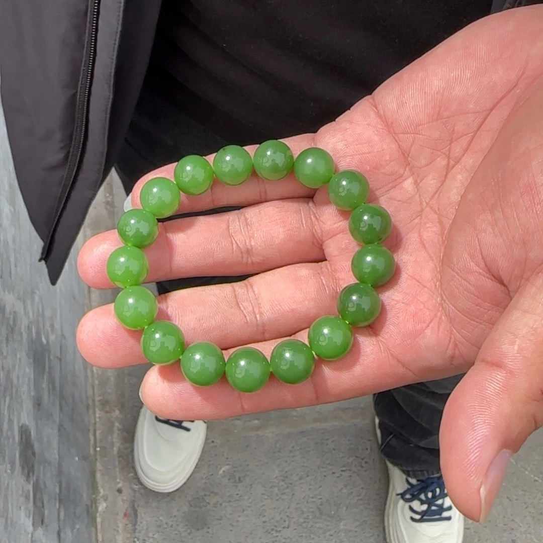 和田玉未镶嵌手链俄碧果绿卡12