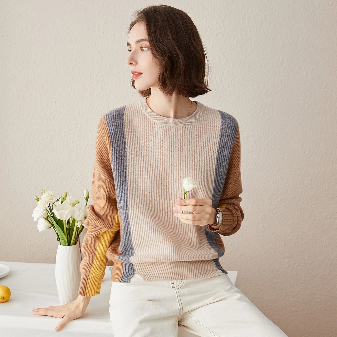 COMOBOCA/科蒙·博卡秋冬简约宽松撞色毛衣针织嵌花羊绒衫KSQ1536