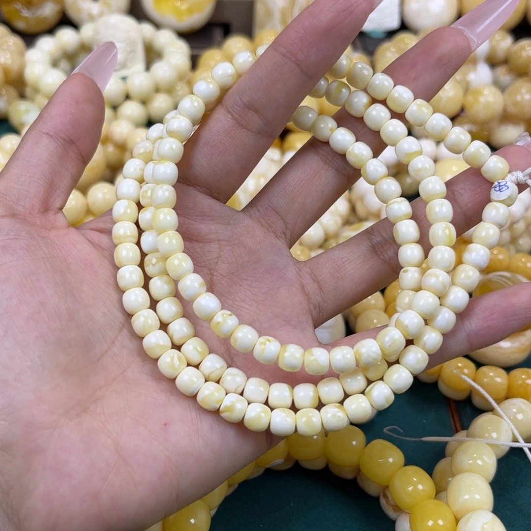 未镶嵌琥珀手链……