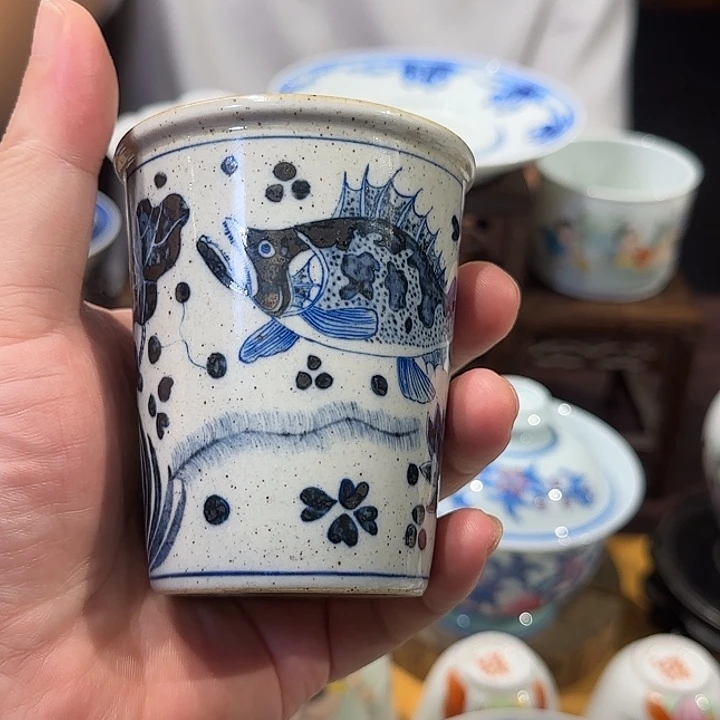 手绘青花仿明可乐杯