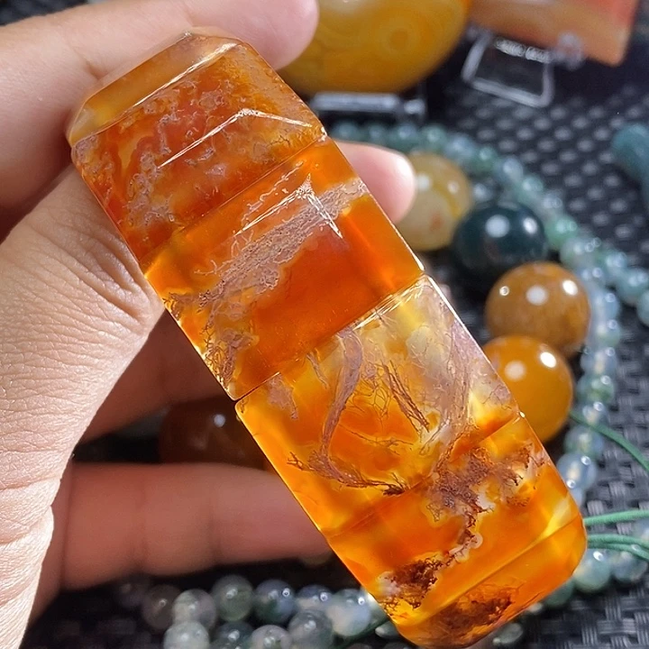 未镶嵌颈饰玛瑙/玉髓