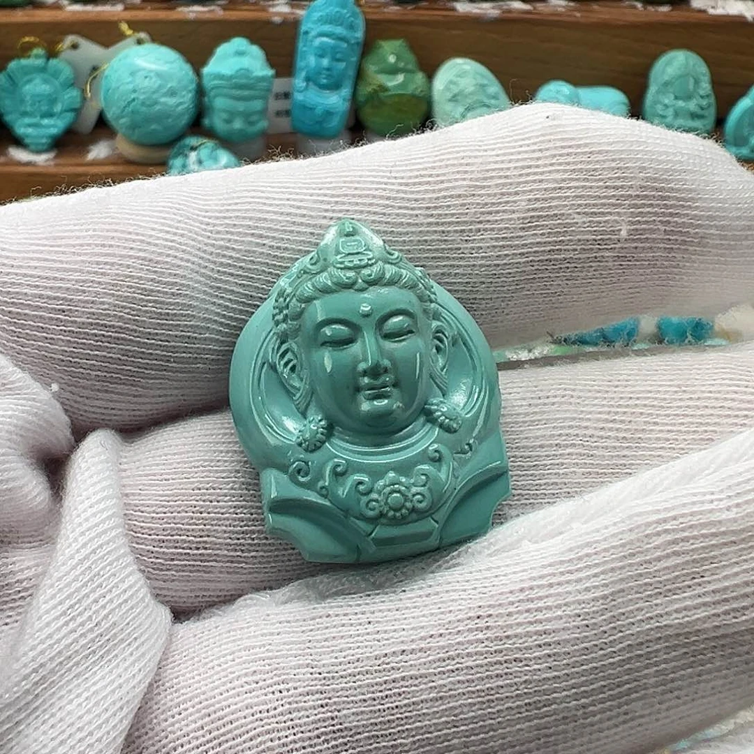 绿松石配饰未镶嵌