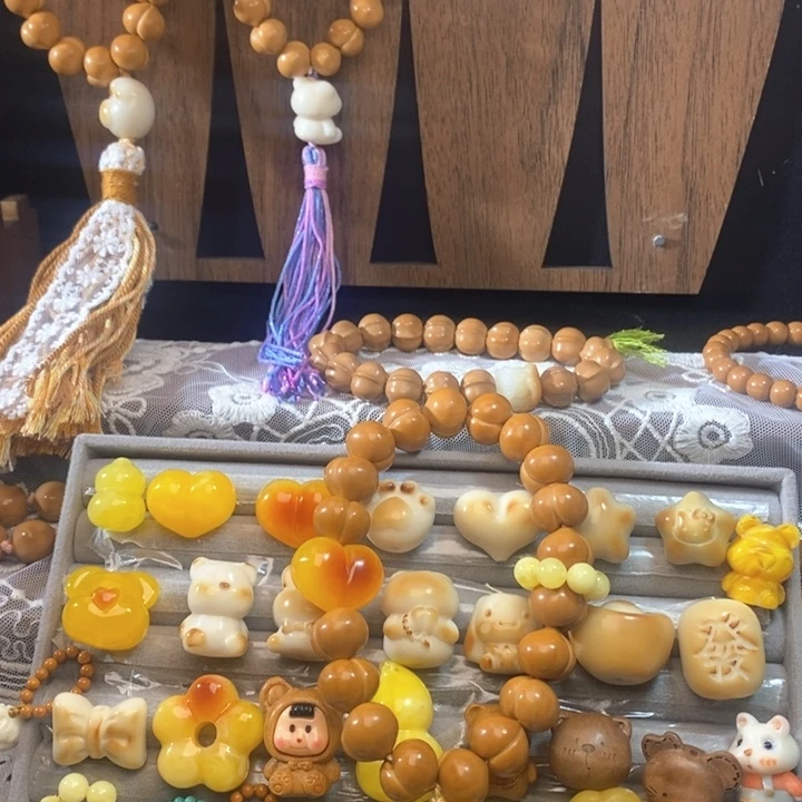 野***心猴头核桃吊坠鲨鱼背