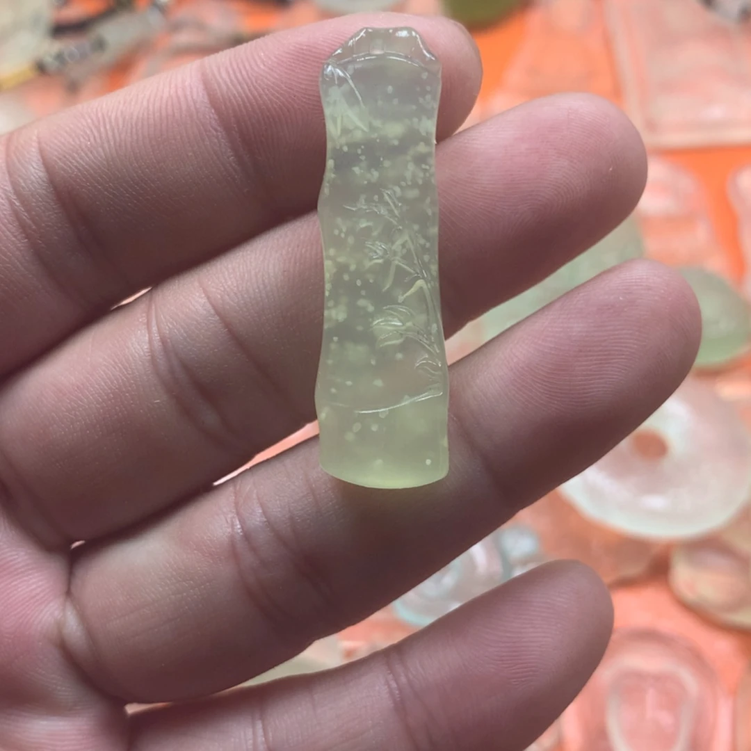 【闪购商品】未镶嵌蛇纹石玉颈饰