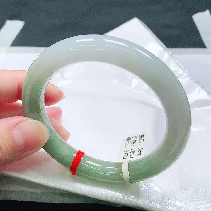 翡翠未镶嵌手镯圆条58