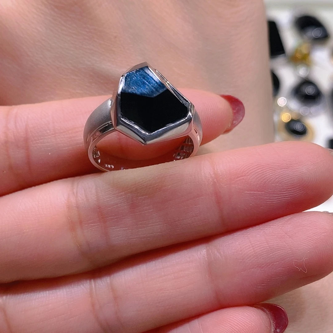 翡翠戒指18K金镶嵌七***叔