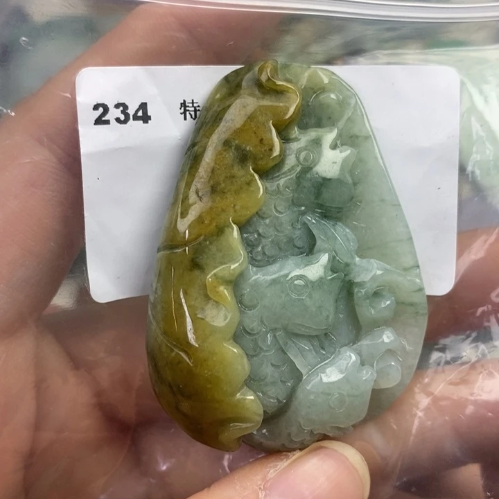 颈饰未镶嵌翡翠吊坠