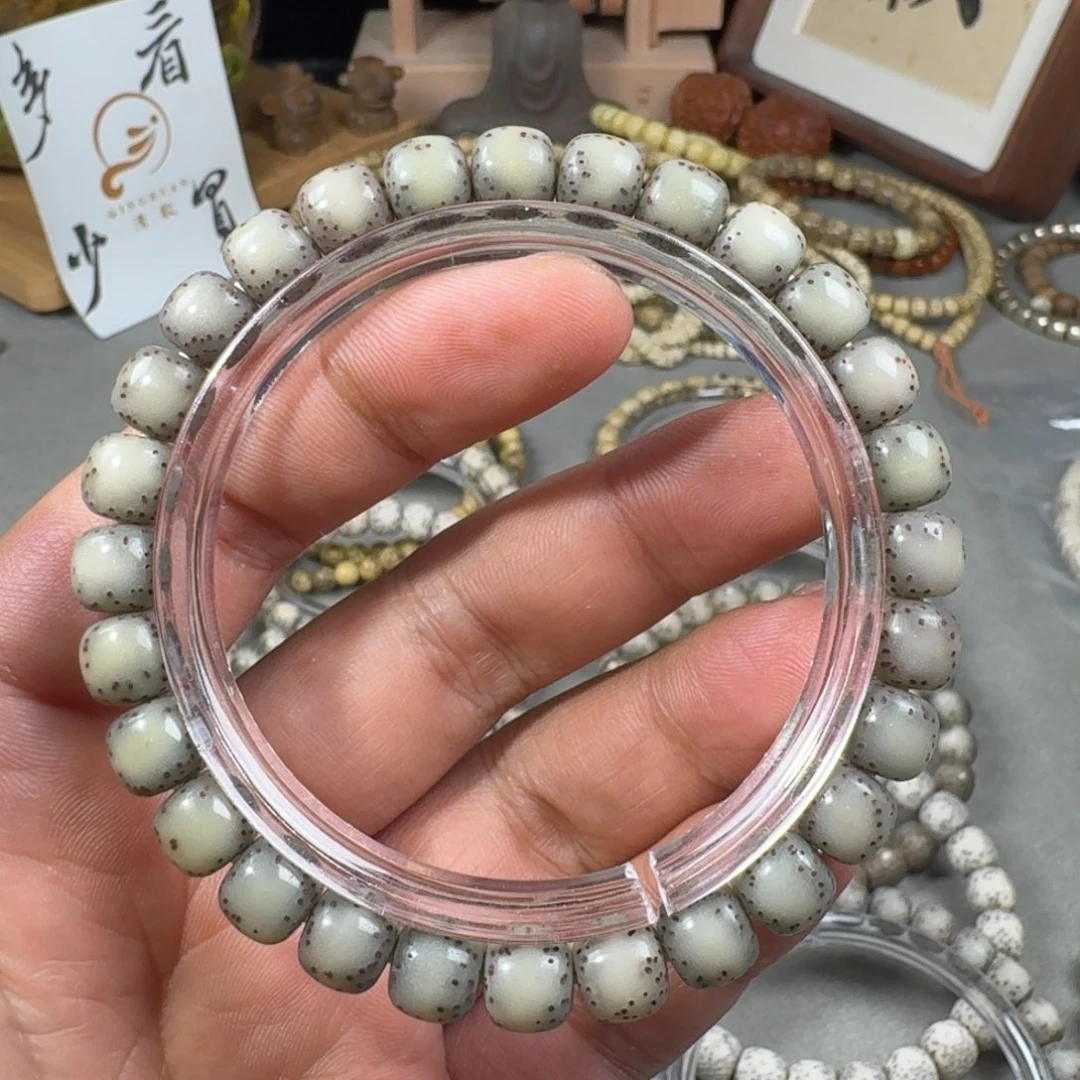 星月菩提手串8mm星月菩提石玉料糯冰单曲手串