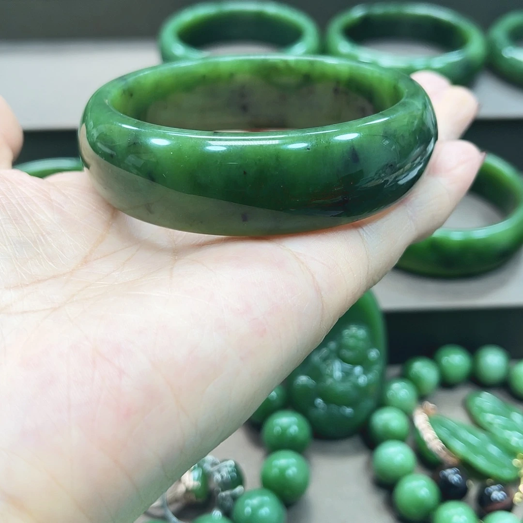 和田玉（碧玉）未镶嵌手镯60.5
