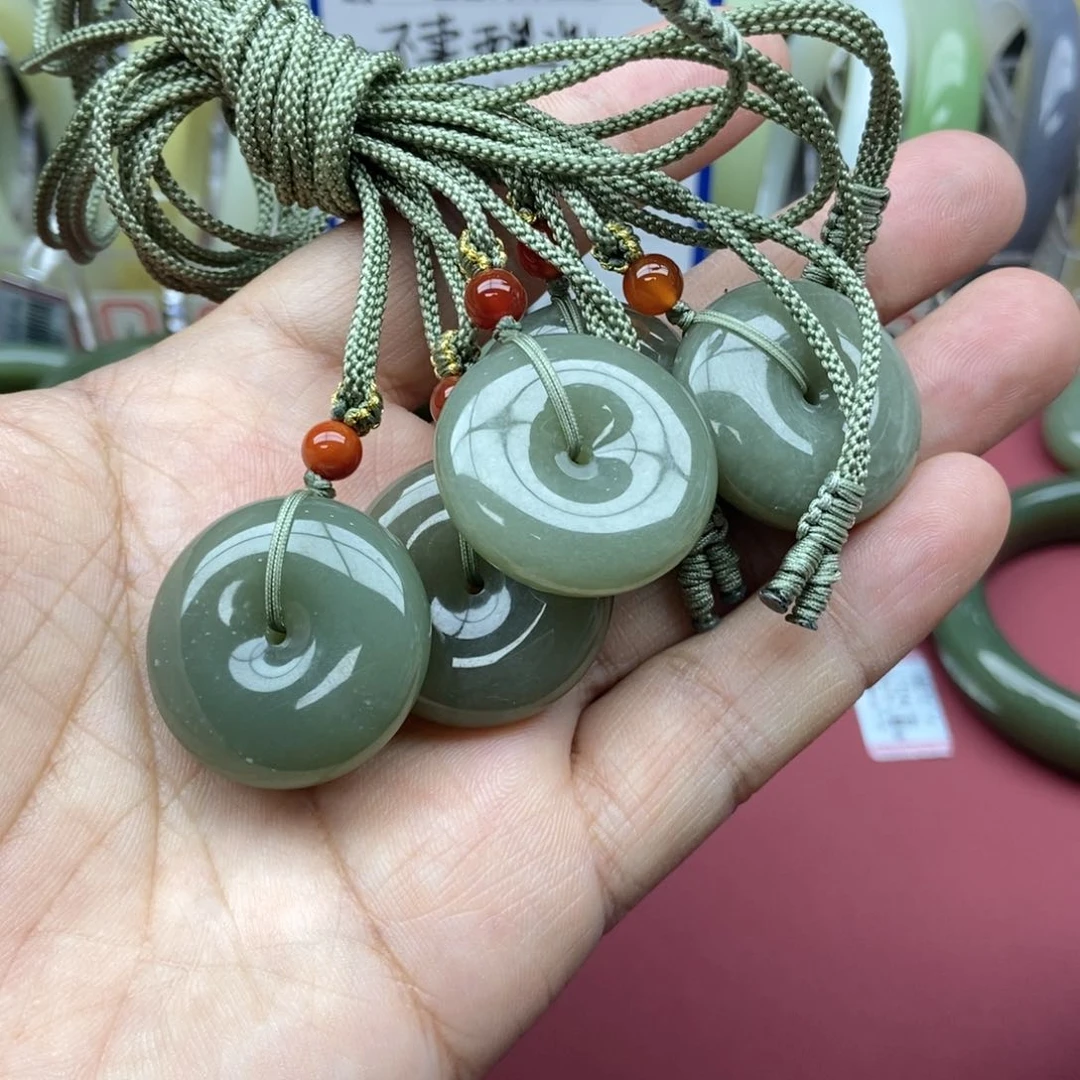 和田玉吊坠(不含链)未镶嵌