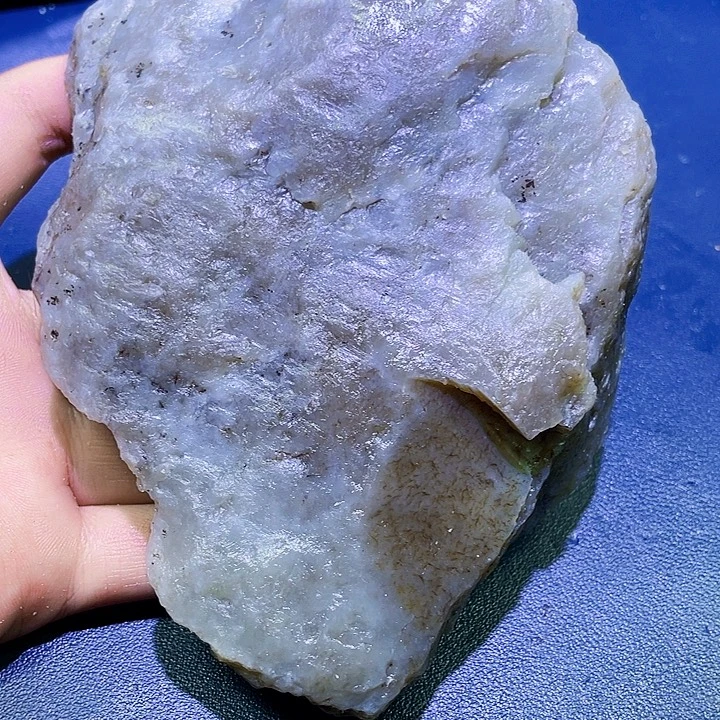 未镶嵌和田玉（糖玉）珠宝半成品