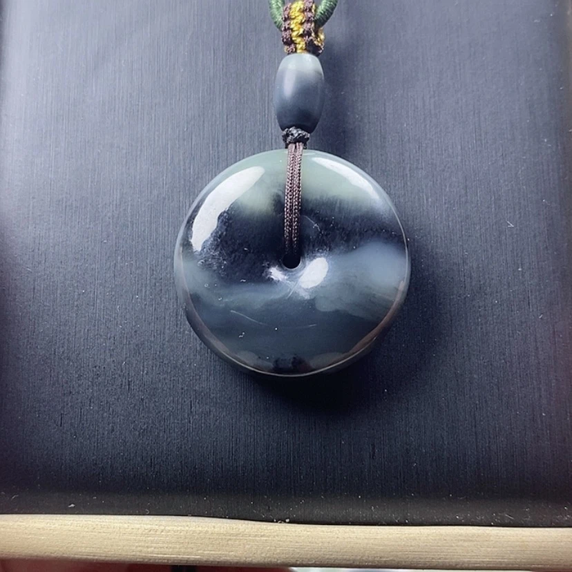 【闪购商品】颈饰未镶嵌和田玉