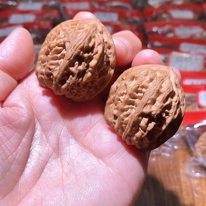 文玩核桃吊坠M**武野生