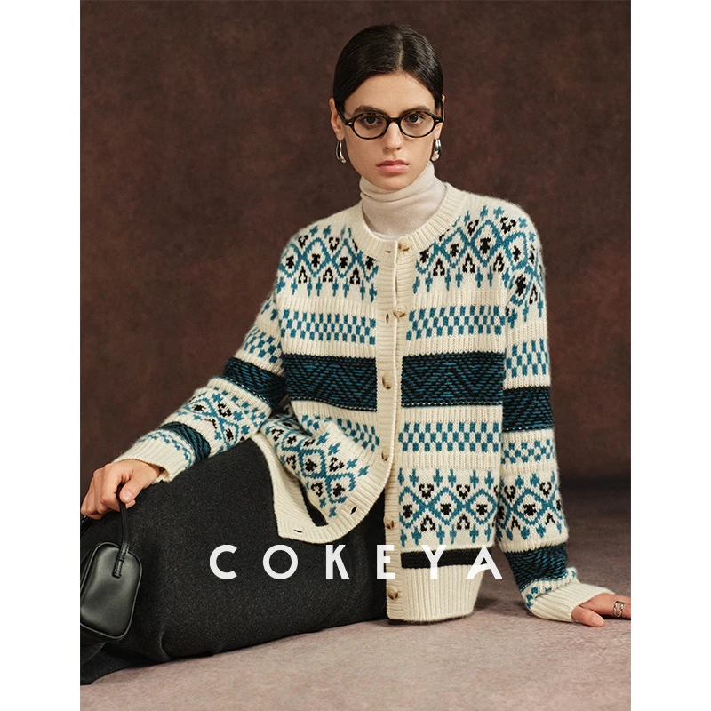 COKEYA/芬兰童话~费尔岛风落肩山羊绒加厚圆领长袖针织开衫外套女