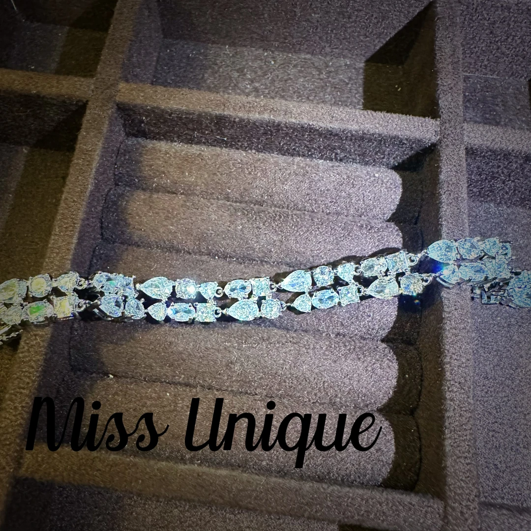 D5116白色水滴圆形双层手链