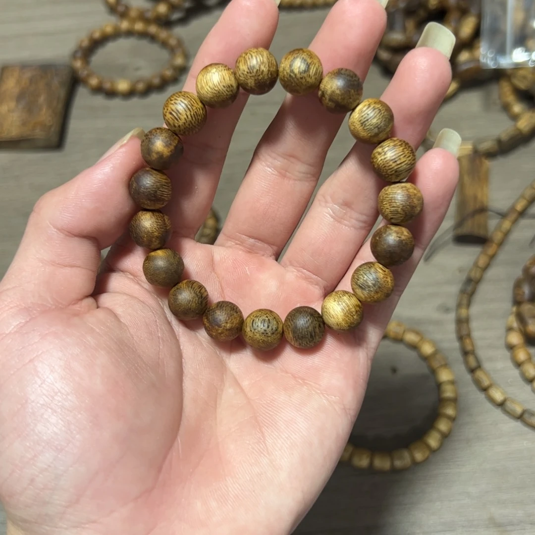 沉香木手串乌身1.0大7.9克