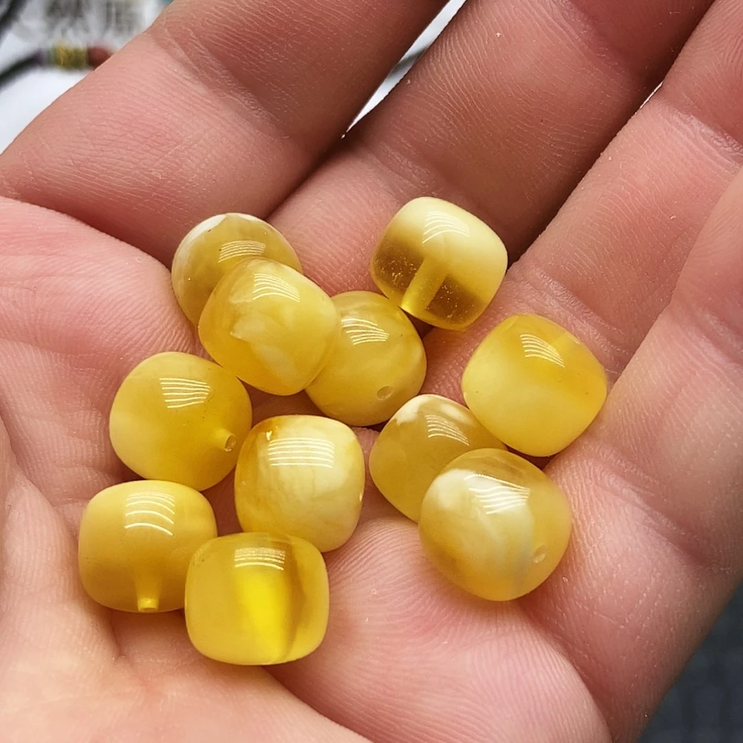 未镶嵌蜜蜡珠宝奇石11毫米老型微瑕1颗