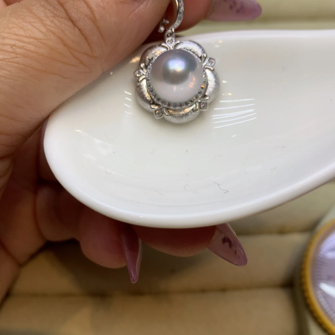 颈饰银S925镶嵌海水珍珠