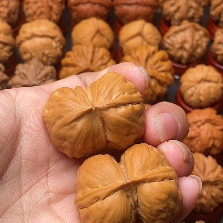 ****帥文玩核桃吊坠连体