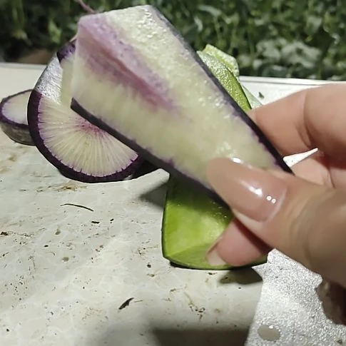 中国大陆冰淇淋萝卜沙窝水果萝卜