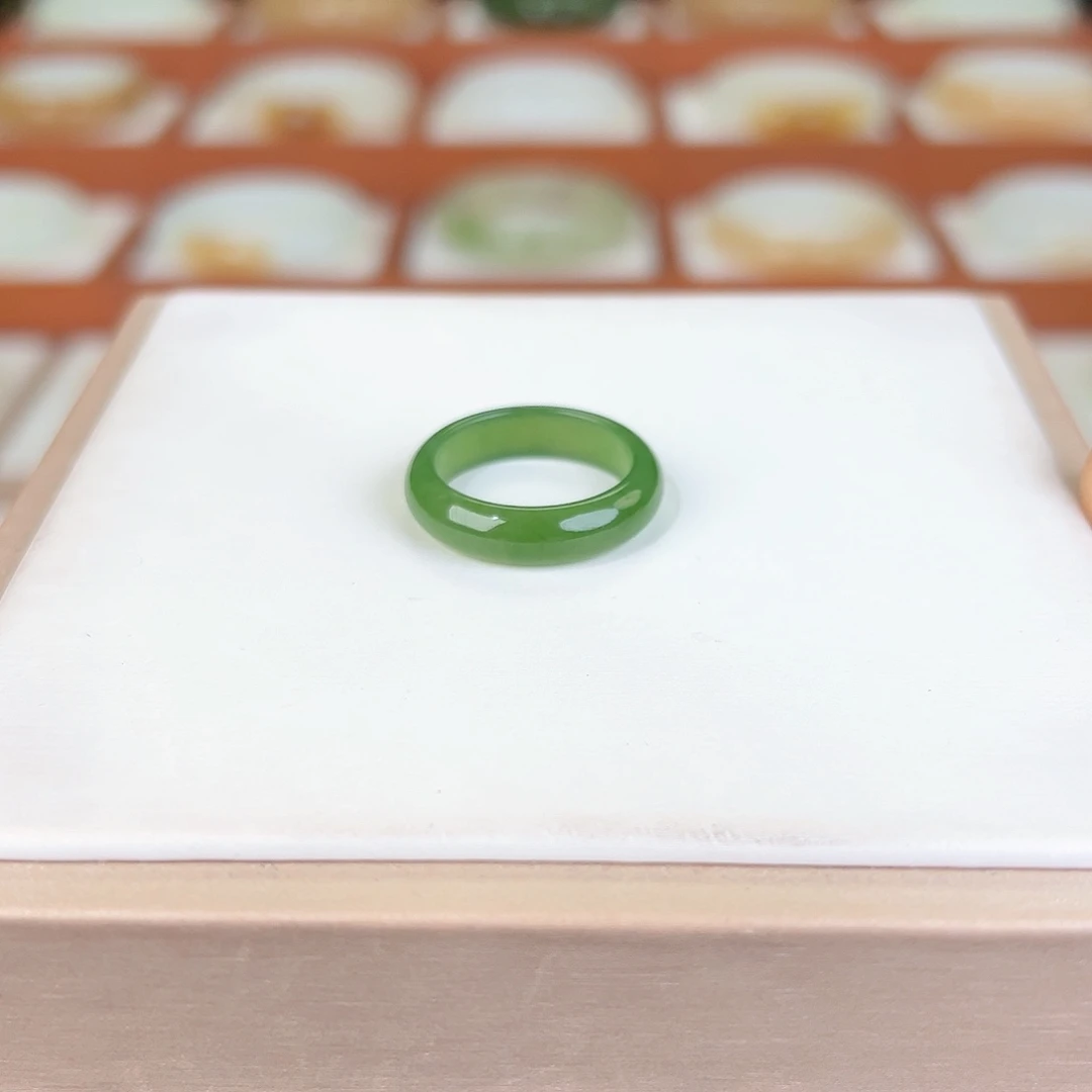 和田玉戒圈未镶嵌用****8和田玉碧玉戒圈