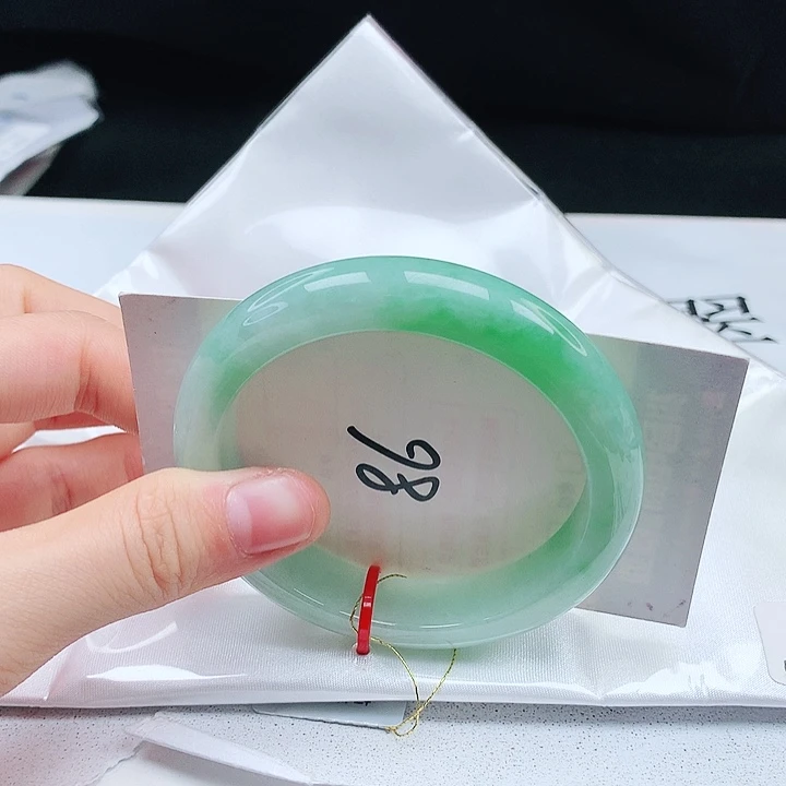 翡翠手镯未镶嵌缅甸天然a货手镯54+