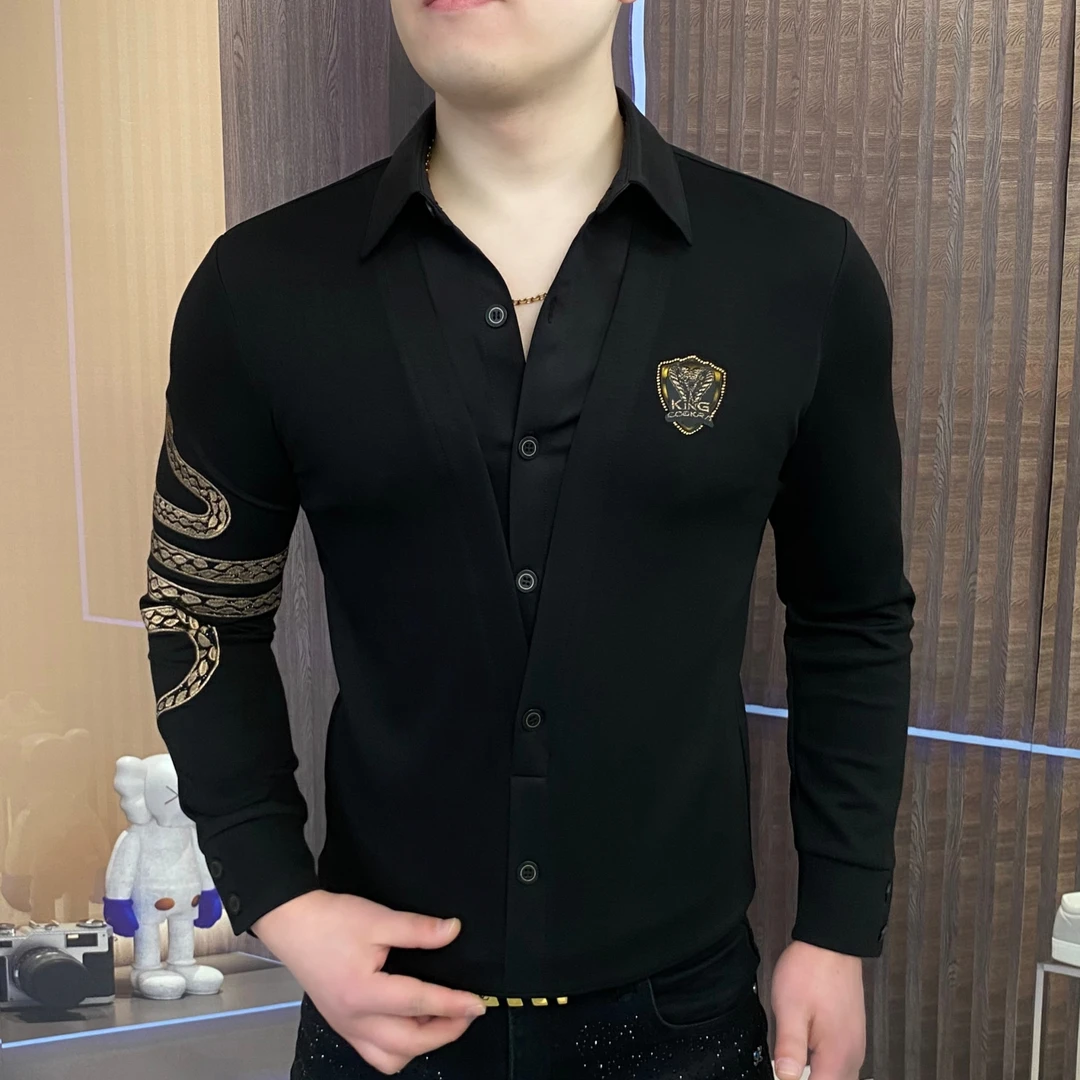 2025年春季男士纽扣假两件金蛇绕臂刺绣工艺长袖时尚春季卫衣百搭